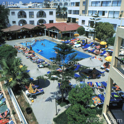Christabelle Hotel Apartments 11